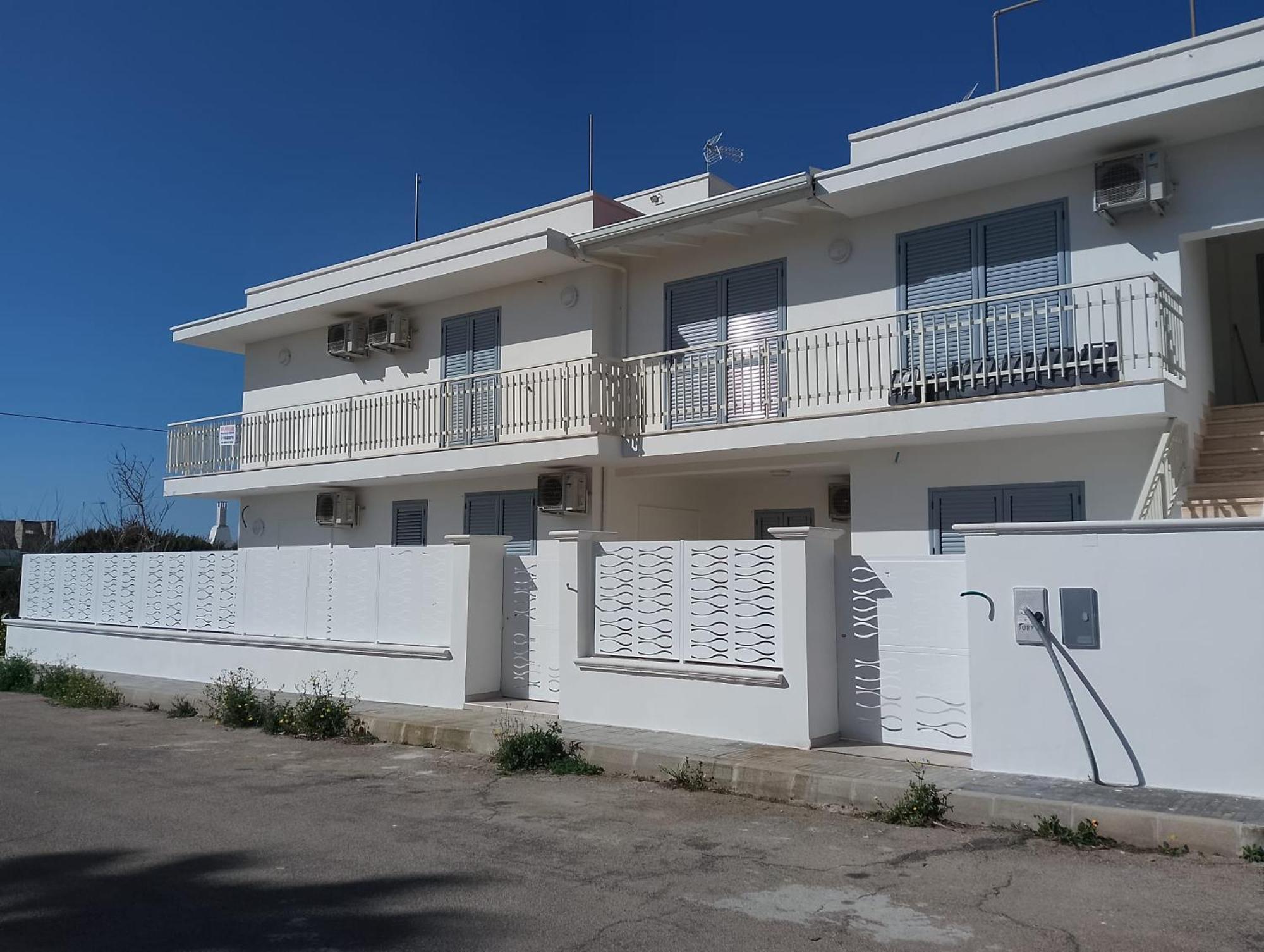 Punta Grossa Apartments By My Home Apulia Torre Lapillo Bagian luar foto